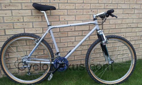 Parkpre Pro 825 scheda tecnica 